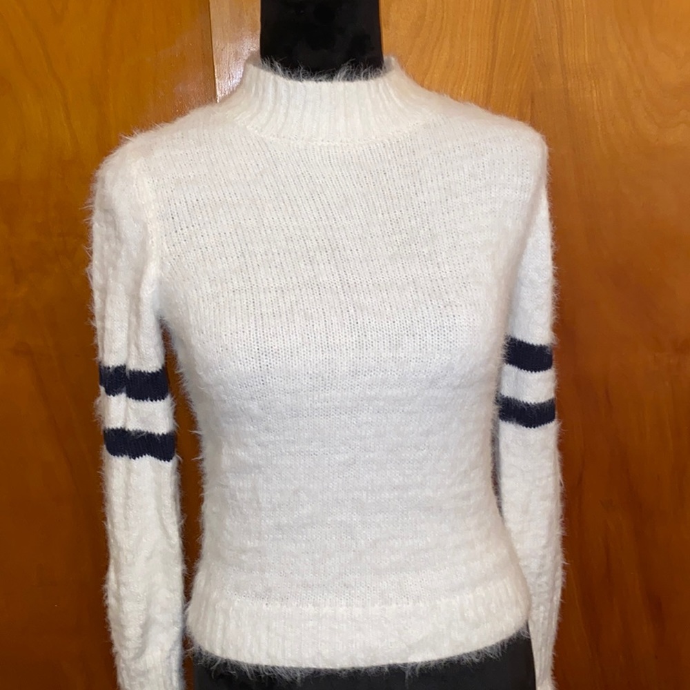 long sleeved white top